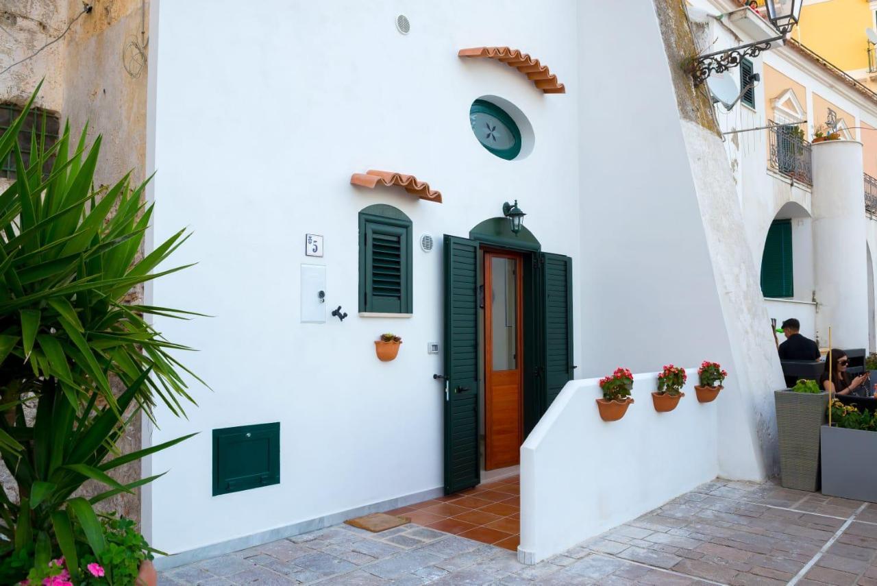 Marinella *